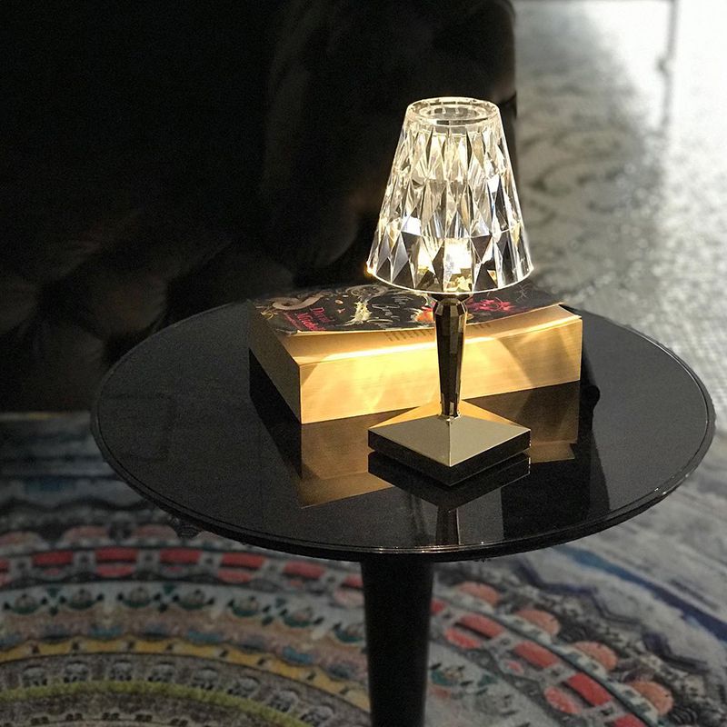 品良く着こなすため ☆美品☆Kartell カルテル LED フロアーランプ バッテリーランプ フロアスタンド