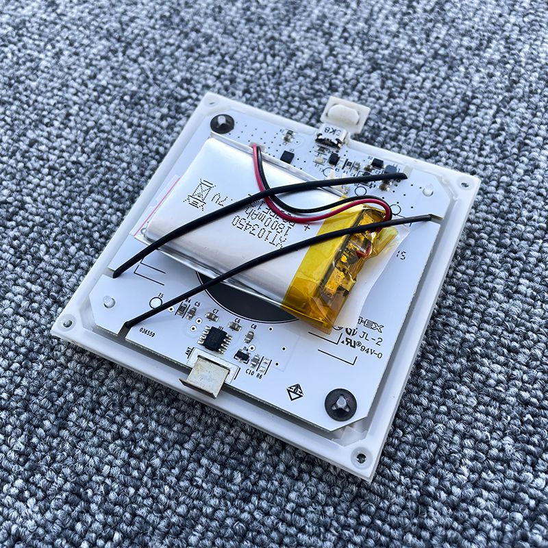 バッテリー用充電池  電球・蛍光灯