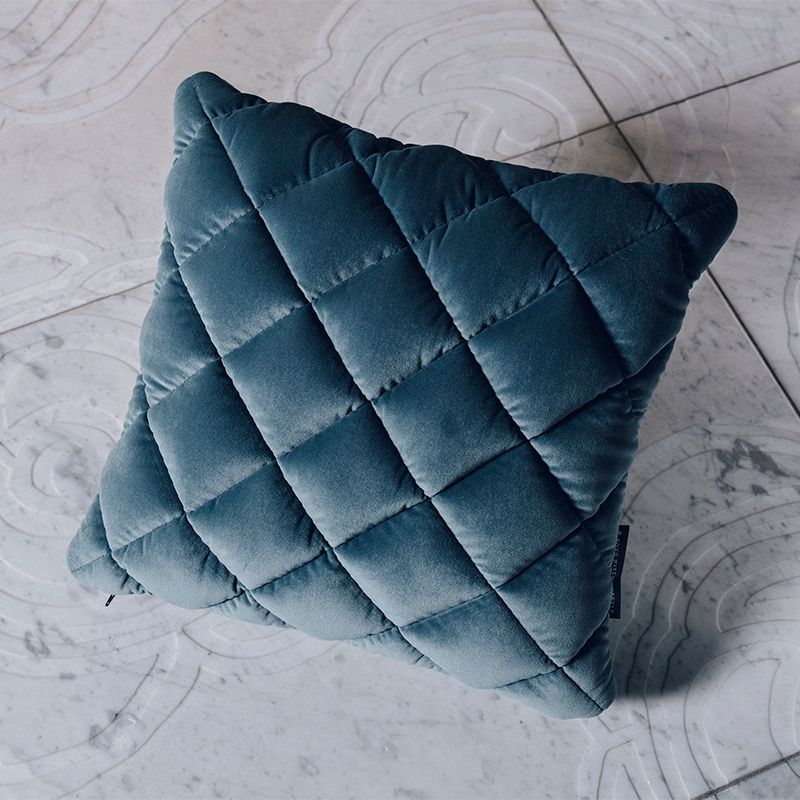 集(つどい) クッション［レギュラーカラー］ リビンググッズ