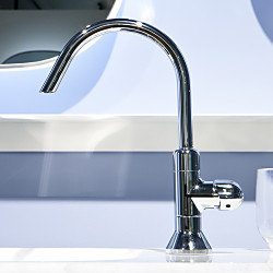 マテリコ水栓 スペシャルウィーク ソファ・洗面