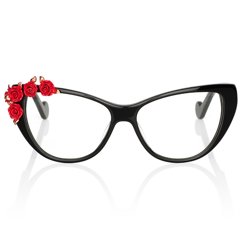 リリー ラブ  その他