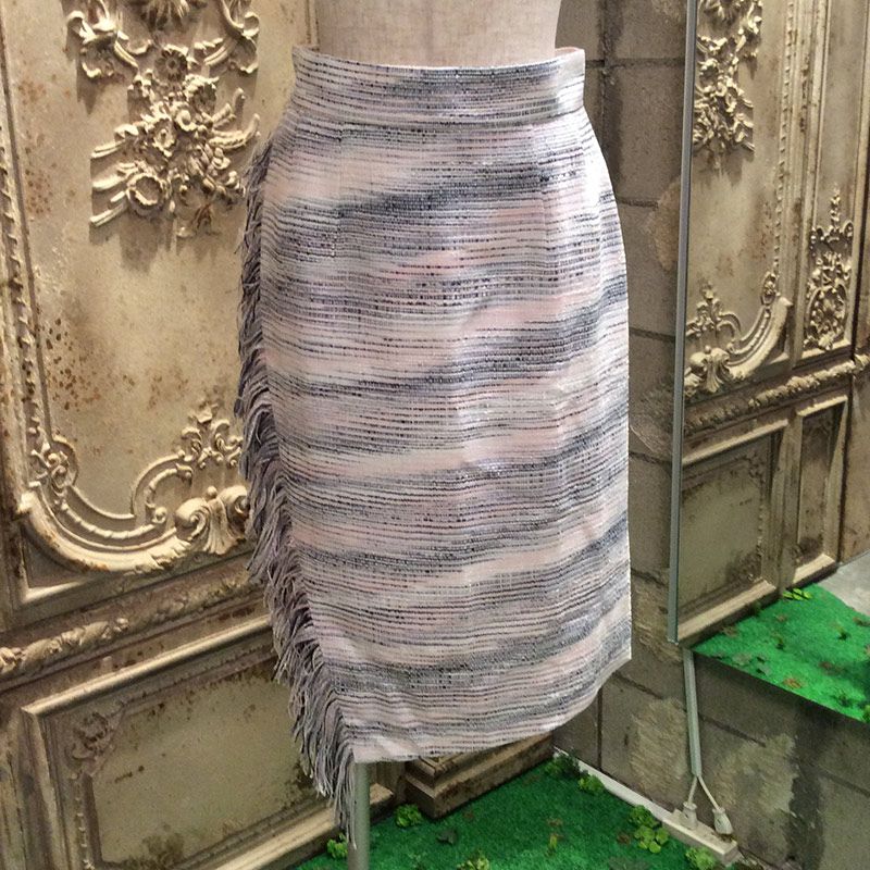 マルチカラーツイードスカート<br />
ウィズフリンジ スカート