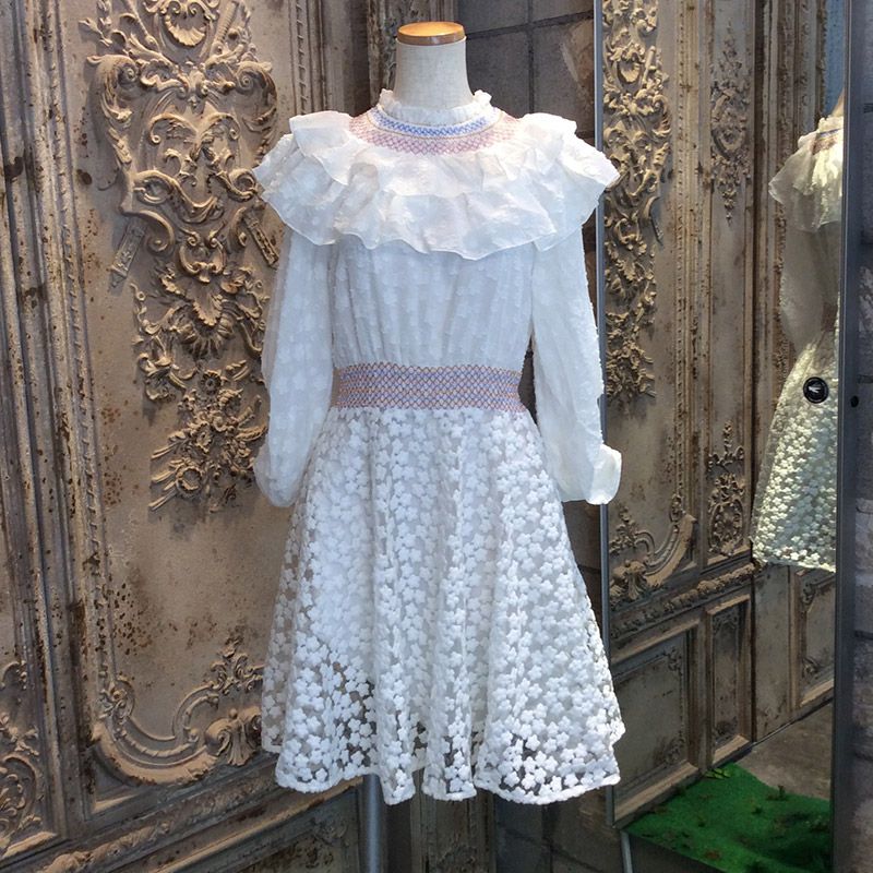 ロングスリーブミックスシフォンドレスウィズスモックディテール ドレス