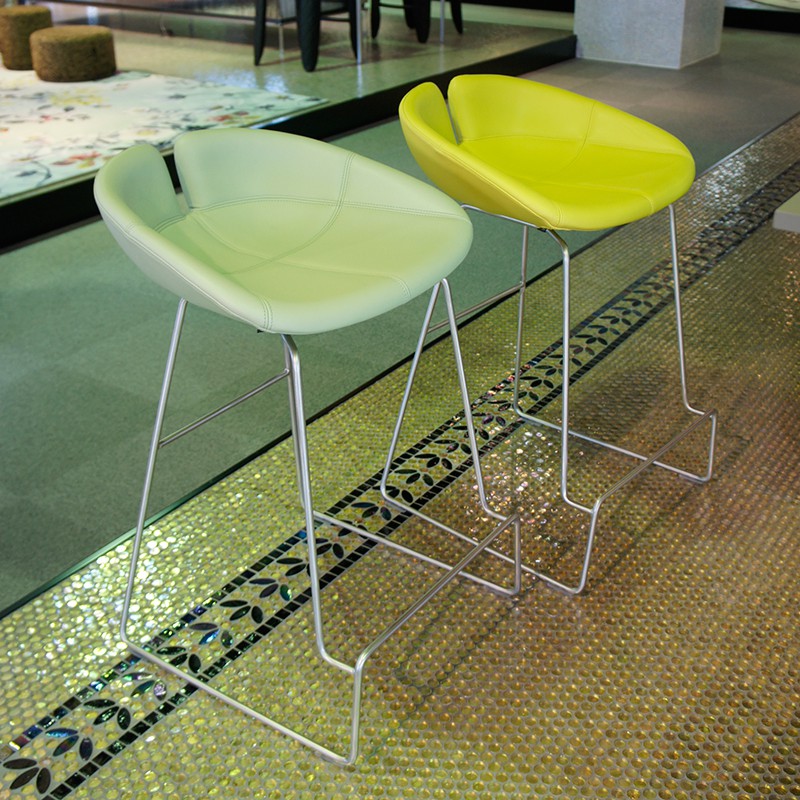 フィヨルドバースツールロー｜ トーヨーキッチンスタイル公式