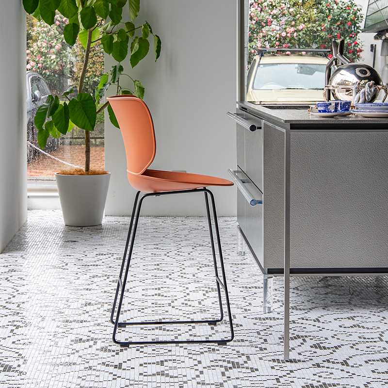 Lapalma バースツール シルバー 2脚セット Lapalma バースツール シルバー 2脚セット Lapalma バースツール