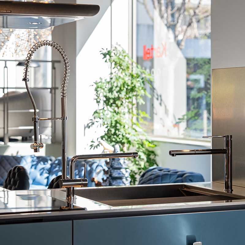 トールボーイ(ホース付)｜ トーヨーキッチンスタイル公式オンライン