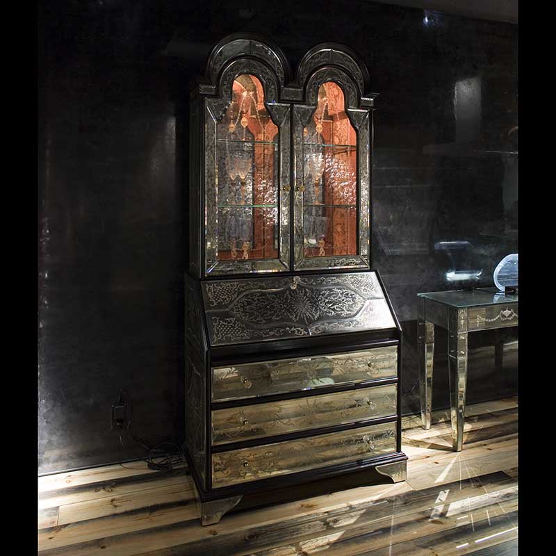 キャビネット / アート2004