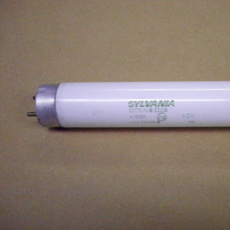 T8 40W ホワイト 交換用蛍光灯  電球・蛍光灯