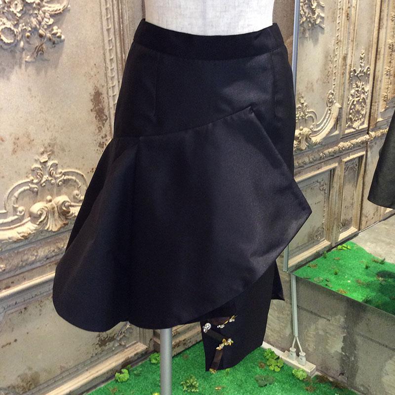 ブレークリータフタスカート スカート