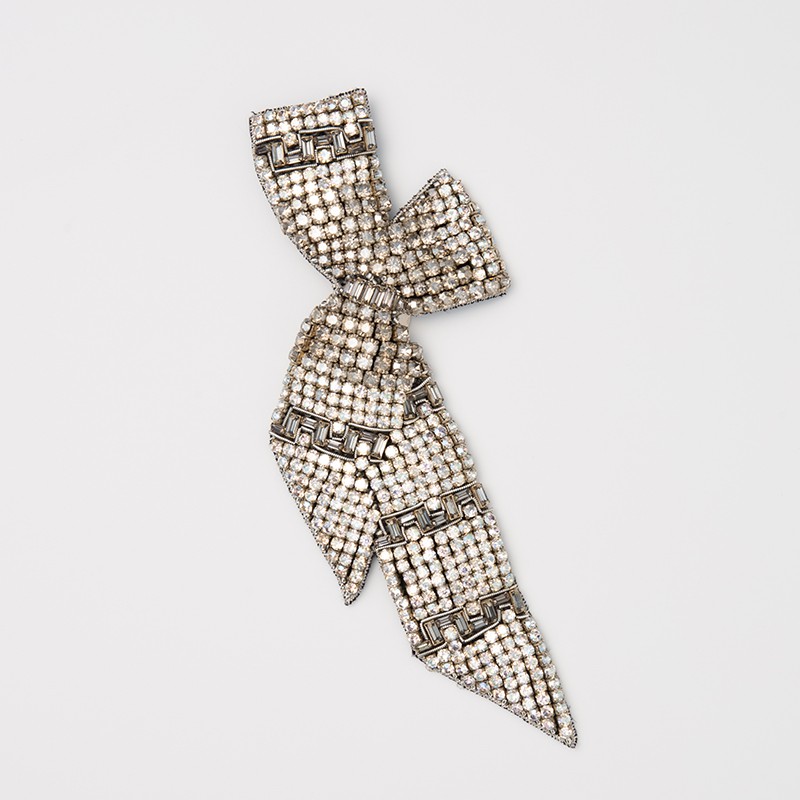 ブローチ アクセサリー