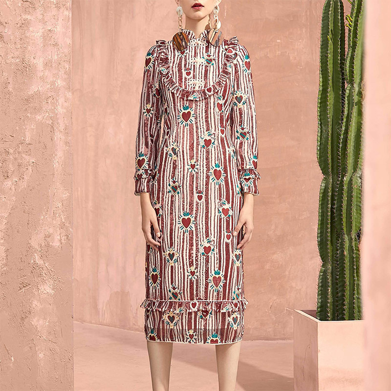 シークインハートウィズサクレッドハートエンベリッシュドCNYドレス ドレス