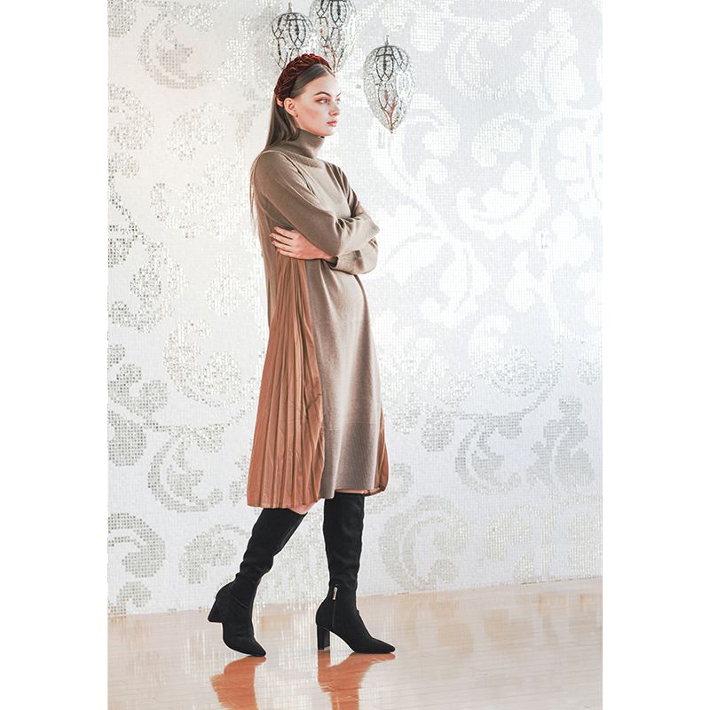 サイドプリーツニットドレス