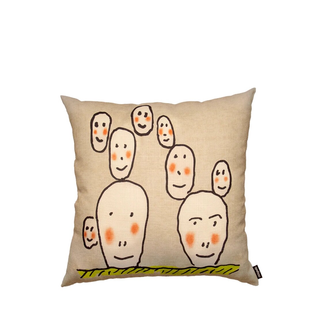 プリクリーペアクッション