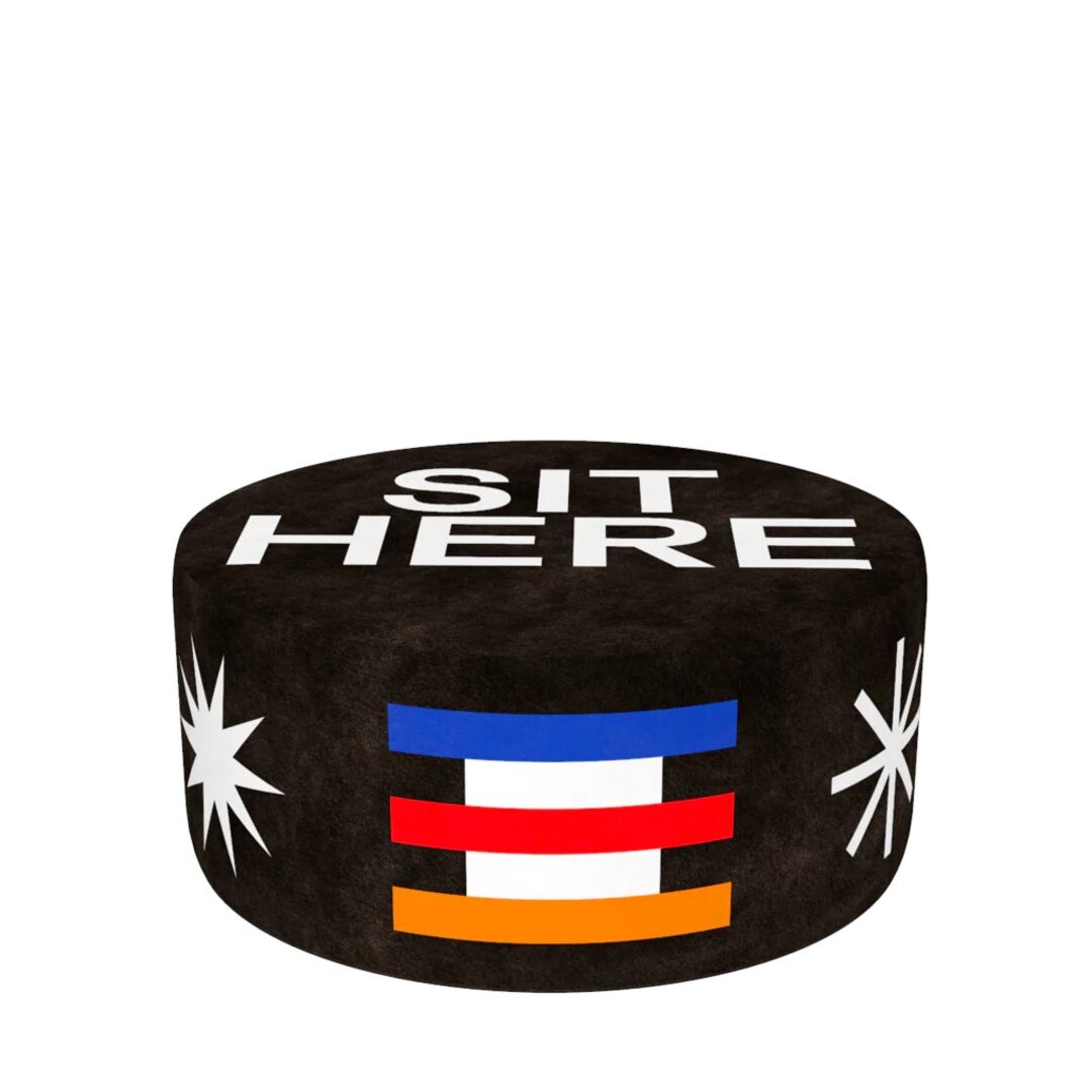 シットヒアプフブラックL Qeeboo | キーブー