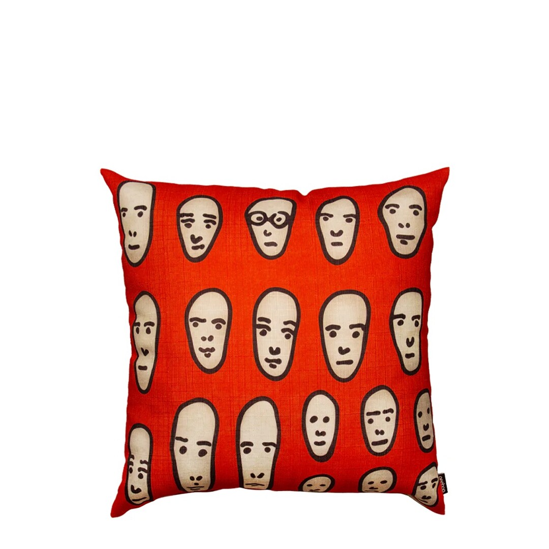 フェイセズオンレッドクッション Qeeboo | キーブー