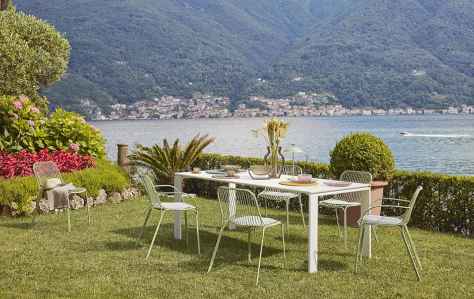 トーヨーキッチンスタイル カルテル Kartell テーブル フォー