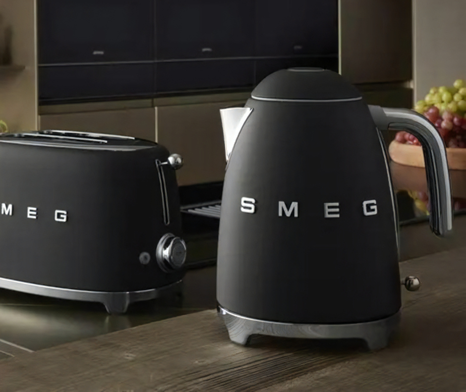 トーヨーキッチンスタイル smeg スメッグ ケトル