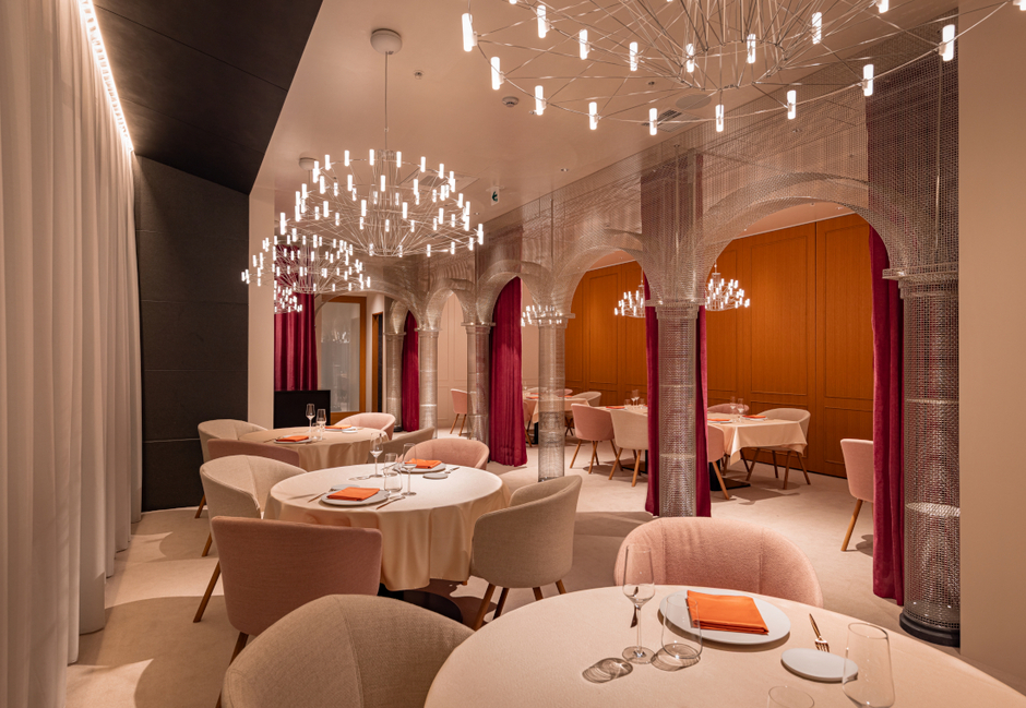 トーヨーキッチンスタイル オンラインショップ moooi　照明　コッペリア　実例