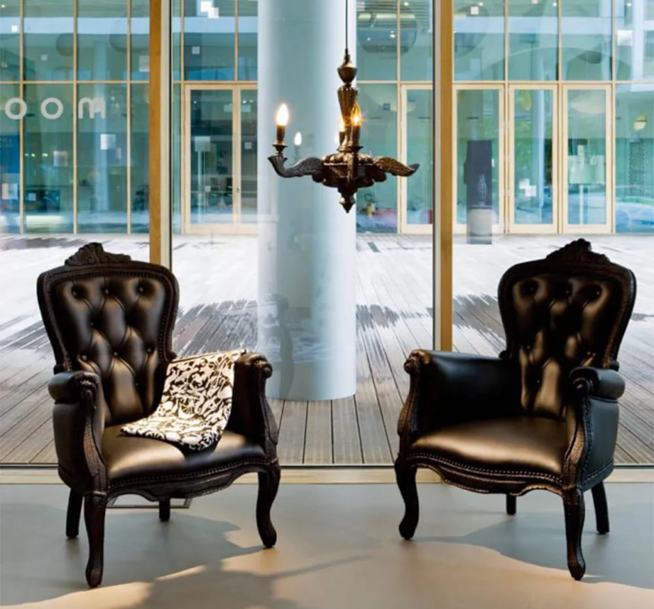 トーヨーキッチンスタイル オンラインショップ 名作デザイン図鑑　moooi モーイ スモークチェア
