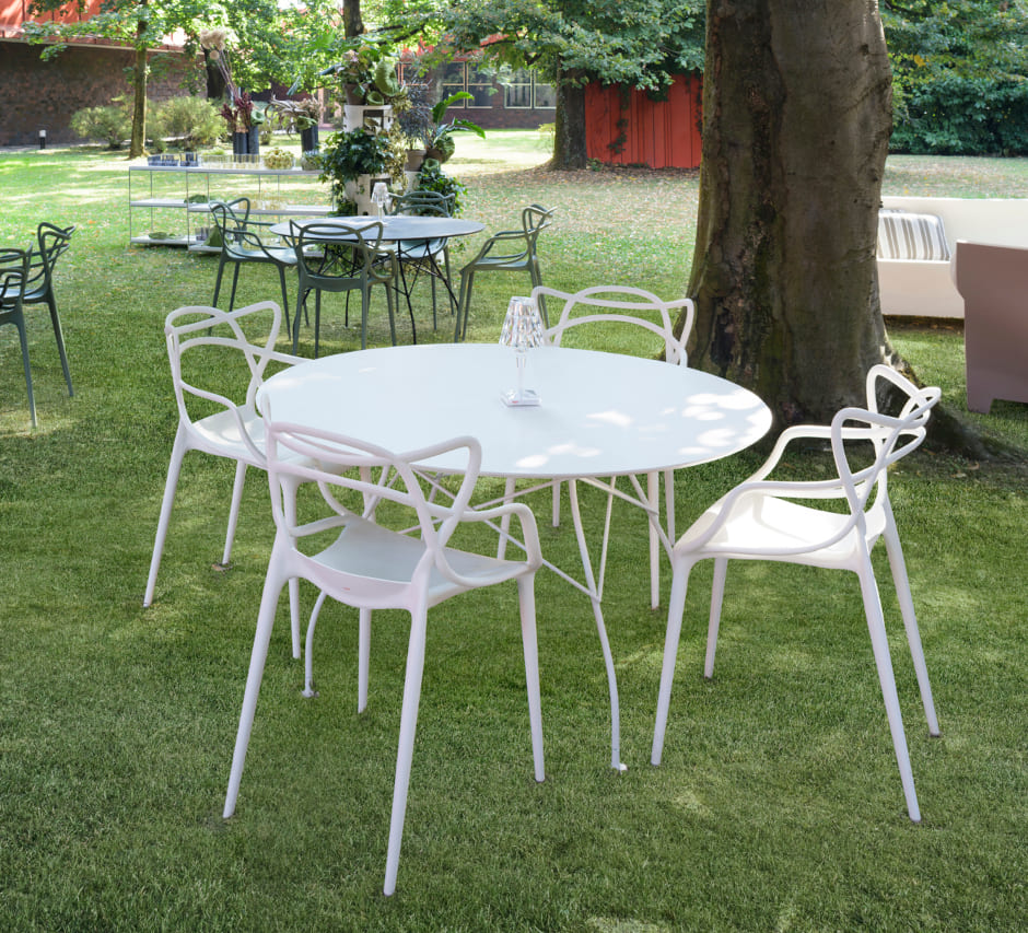 Kartell　カルテル　マスターズ　屋外使用シーン